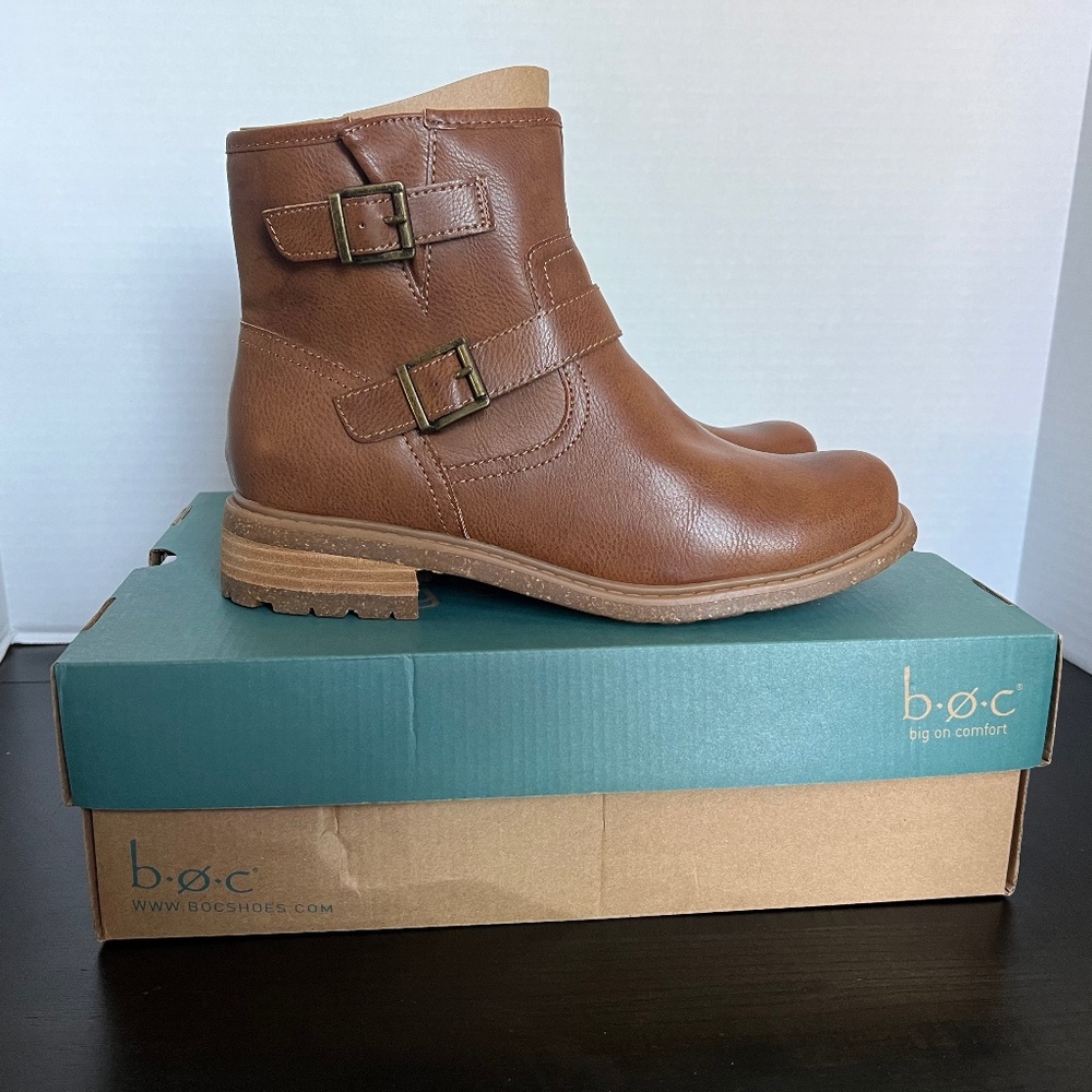b.o.c. | Brown Mini Lug Ankle Boots | NIB - Picture 4 of 7